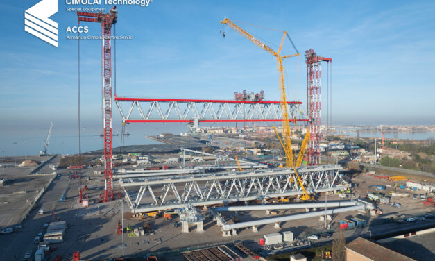 Chioggia, main girder lifted on 800-tonne Goliath crane<h2 class='anw-subtitle'>Crucial phase for the first of two Cimolai Technology structures destined for Fincantieri (Monfalcone)</h2>