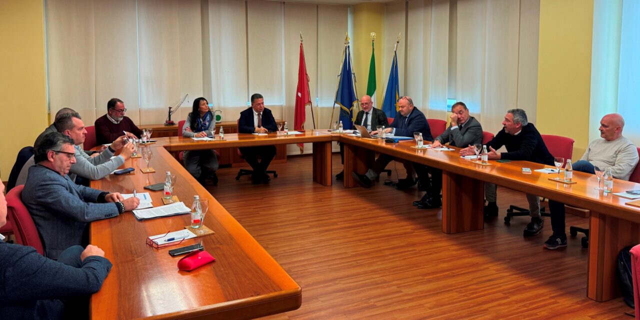 Monfalcone apre il tavolo con i terminalisti<h2 class='anw-subtitle'>Avviato il confronto permanente con l’Autorità portuale su sicurezza, infrastrutture e servizi</h2>
