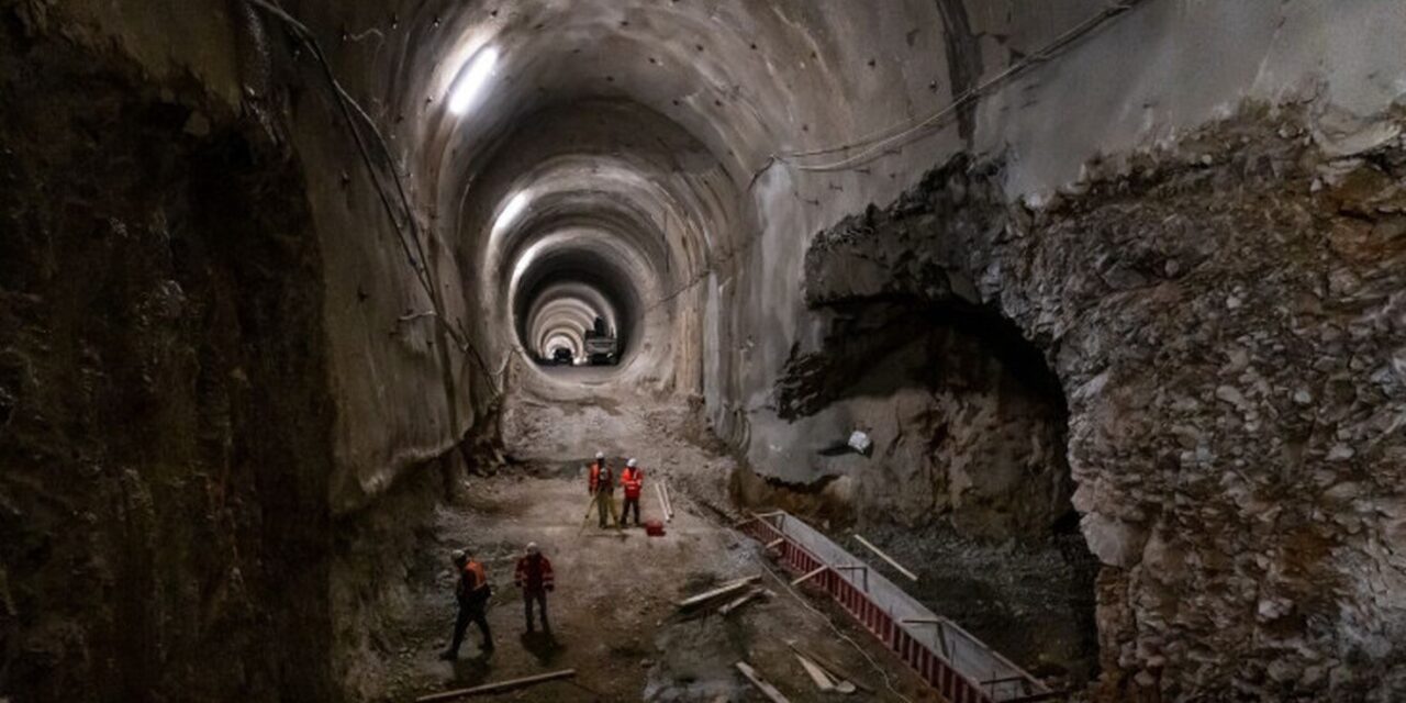 Koper–Divača railway: underground viaducts completed inside karst caves<h2 class='anw-subtitle'>Structural works completed underground and on the open-air section at the start of the line towards the port of Koper</h2>