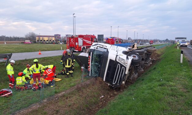 Two accidents on the A4 between Friuli and Veneto<h2 class='anw-subtitle'>Heavy vehicles involved between Villesse–Palmanova and between Dolo and Padova Est, with queues up to 10 kilometres.</h2>