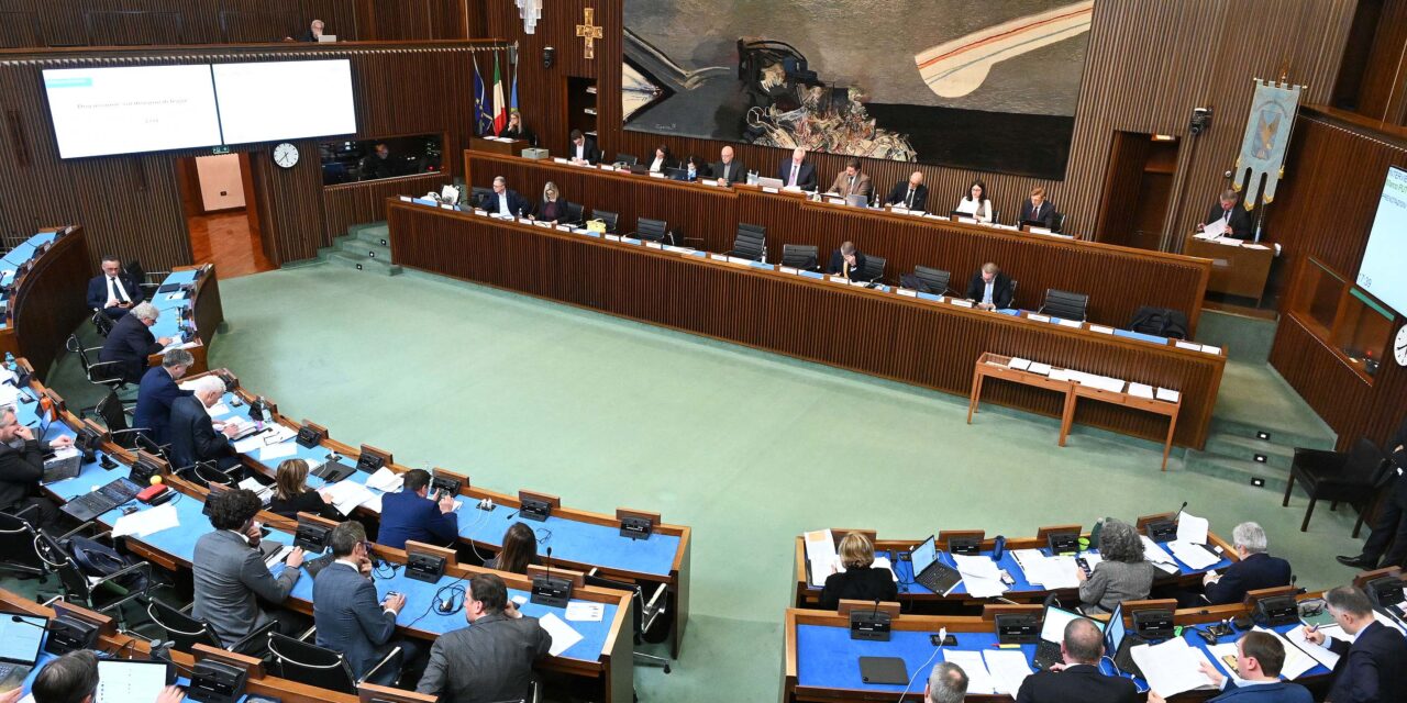 Logistica, il Fvg approva la nuova legge urbanistica<h2 class='anw-subtitle'>Data center inclusi tra gli insediamenti e soglia dei 3 ettari per i progetti strategici: valutazione regionale e business plan obbligatorio</h2>