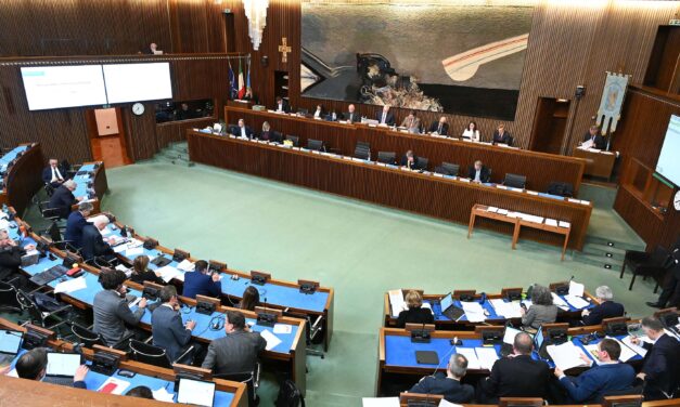 Logistics, Friuli Venezia Giulia approves new urban planning law<h2 class='anw-subtitle'>Data centers included among logistics facilities and a three-hectare threshold for strategic projects: regional assessment and mandatory business plan</h2>