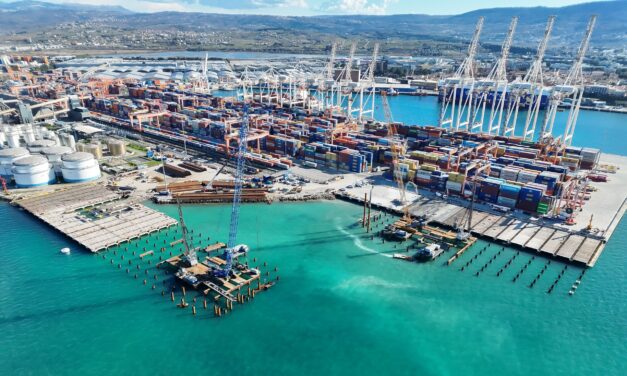 Port of Koper closes 2025 with €380 million in revenue<h2 class='anw-subtitle'>Containers at 1.27 million TEU and €133 million in capex, in the middle of an investment cycle running through 2028</h2>