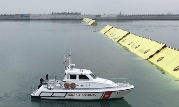 MOSE, vessels up to 140 metres into the lagoon even with barriers raised<h2 class='anw-subtitle'>Ordinance by the Venice Harbour Master: navigation-lock safety with “experimental and progressive limits”</h2>