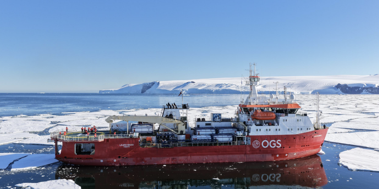 “Laura Bassi” concludes Antarctic mission<h2 class='anw-subtitle'>The OGS icebreaker wraps up the expedition after four months in the Ross Sea and will be in Trieste in late April</h2>