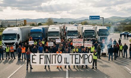 Autotrasporto, stop alla protesta dopo morte camionista sull’A1<h2 class='anw-subtitle'>Il fermo contro il caro carburante si ferma all’alba. Indagato un 23enne, aperta la questione sicurezza durante i presidi</h2>