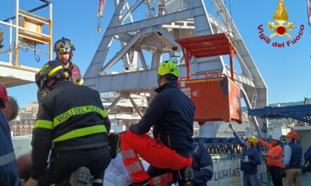 Colto da malore sulla rompighiaccio Laura Bassi<h2 class='anw-subtitle'>Intervento di emergenza dei Vigili del fuoco oggi al porto di Trieste</h2>