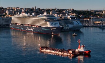 Mein Schiff 4 arriva a Trieste dopo il passaggio da Hormuz<h2 class='anw-subtitle'>La nave di TUI Cruises era rimasta bloccata per quasi due mesi a causa delle tensioni internazionali</h2>