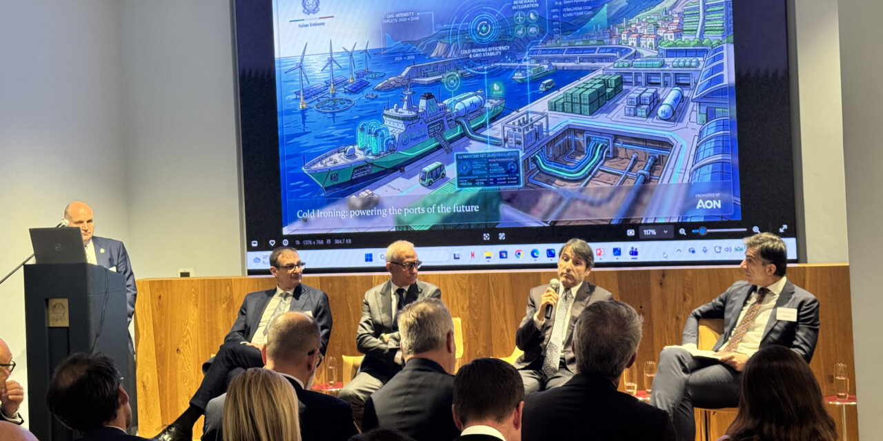 Il cold ironing italiano si presenta a Londra e richiama interesse investitori<h2 class='anw-subtitle'>Workshop all'Ambasciata d'Italia dedicato all'elettrificazione delle banchine. Al centro opportunità di investimento e gestione dei rischi</h2>