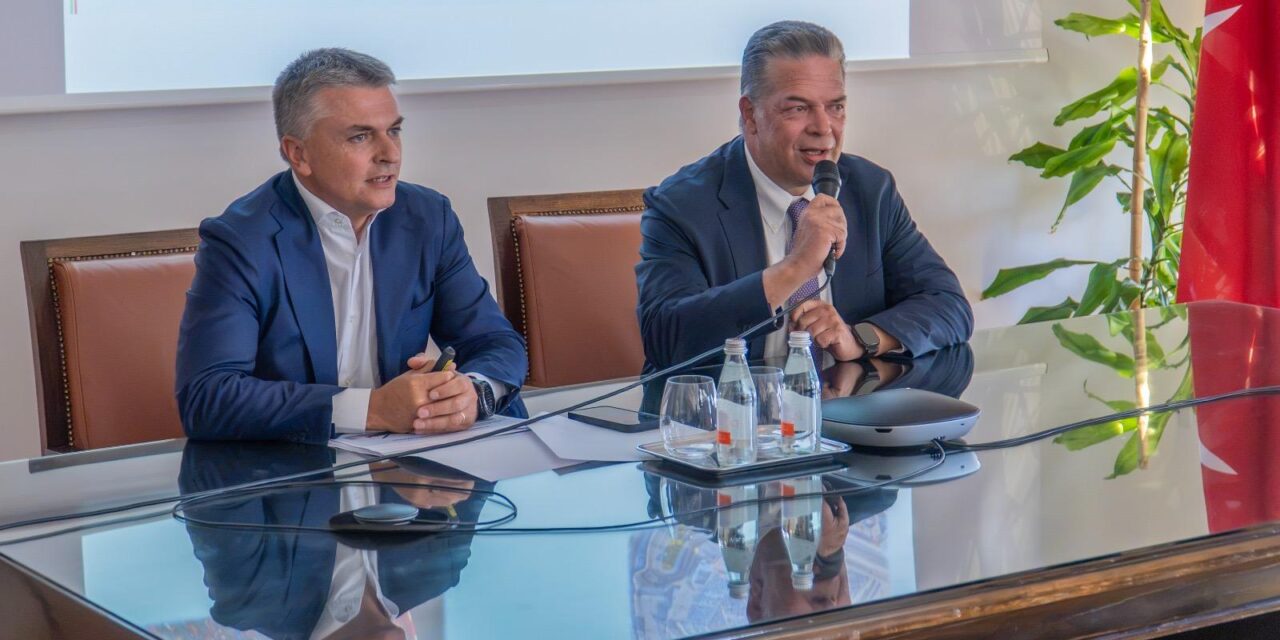 Porto Franco di Trieste: Rixi rilancia l’allargamento<h2 class='anw-subtitle'>Il viceministro indica lo scalo del Friuli Venezia Giulia come infrastruttura strategica per l'Italia</h2>