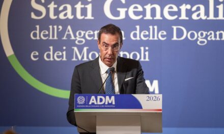 Alesse: «La Dogana non deve rallentare i traffici»<h2 class='anw-subtitle'>Il direttore dell'ADM, indica gli elementi per cui costruire competitività dei porti di Trieste e Monfalcone e del sistema logistico del Fvg</h2>