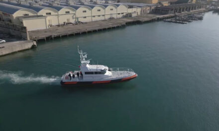 Da Trieste a Tunisi, consegnate tre unità SAR da 20 metri<h2 class='anw-subtitle'>Completata la commessa per un ente marittimo internazionale dopo il trasferimento via mare e le operazioni logistiche</h2>